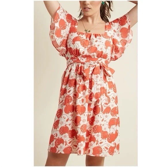Modcloth Dresses & Skirts - ModCloth Apple Print Flutter Sleeve Dress Size M
